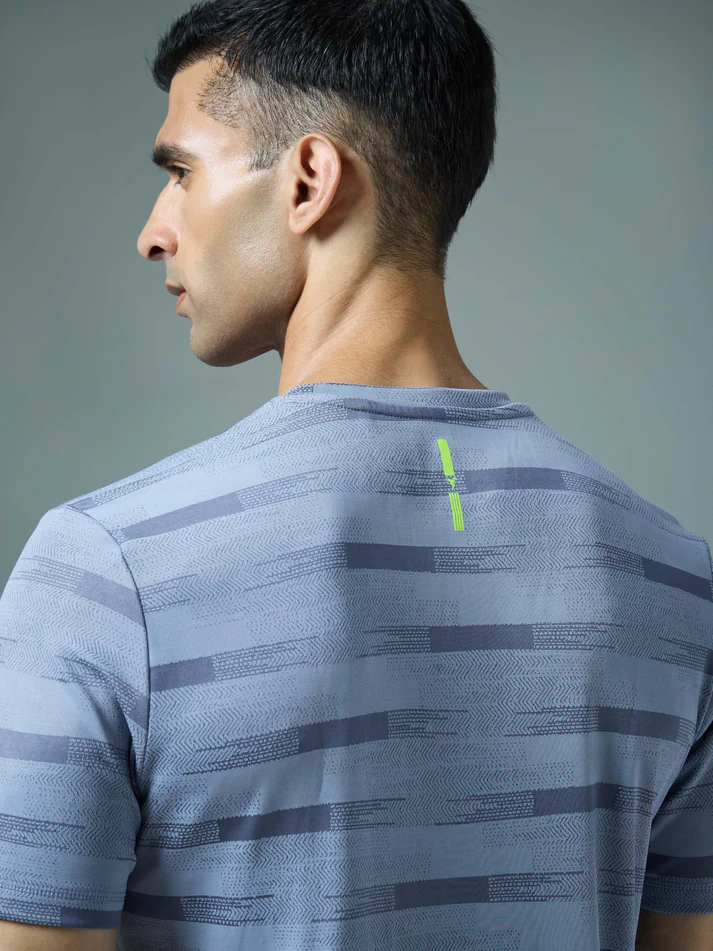 Men Jacquard Slim Fit Crew Neck T-shirt with DOUBLE COOL - Image 4