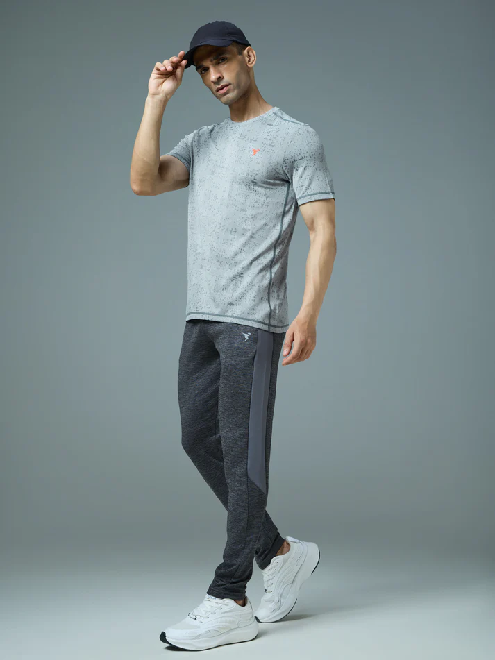 Men Jacquard Slim Fit Crew Neck T-shirt with DOUBLE COOL - Image 4