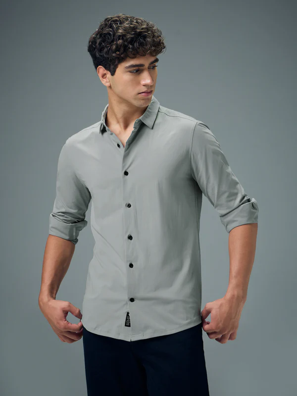 Men Solid Regular Fit Spread Collar Casual Shirt with COTFLEX - Image 2
