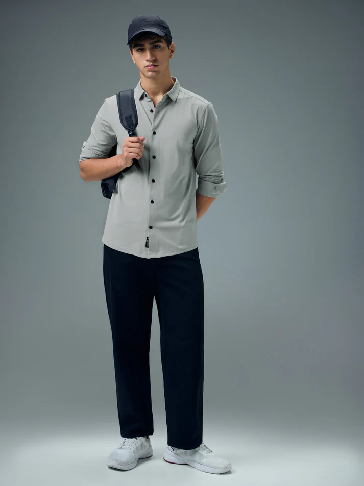 Men Solid Regular Fit Spread Collar Casual Shirt with COTFLEX - Image 4