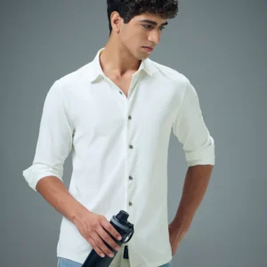 P828White_1 (1) Men Solid Regular Fit Spread Collar Casual Shirt with COTFLEX