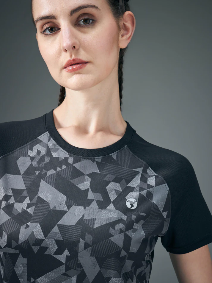 Women Abstract Print Slim Fit Crew Neck T-shirt with TECHNO COOL+ - Image 2